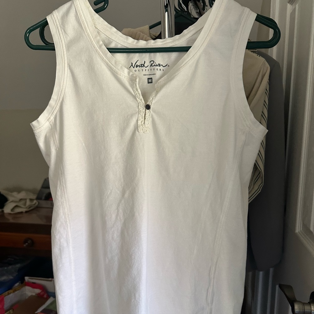North River tank top, off white. Women’s size medium.